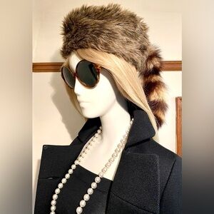VINTAGE Coon Hat